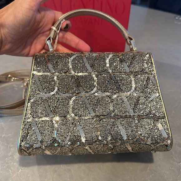 Valentino Garavani Vsling iconograph V logo sequin top handle crossbody bag NIB - Picture 6 of 14